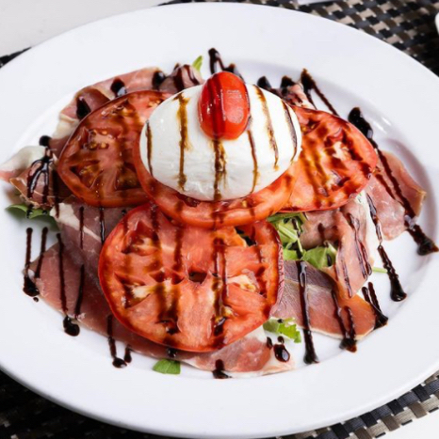 Prociutto Burrata.