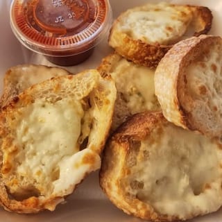 FULL TRAY GARLIC CHEESE BREAD